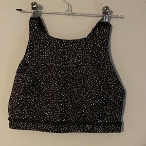 Lululemon sports bra